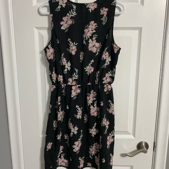 Floral dress - Picture 2 of 3